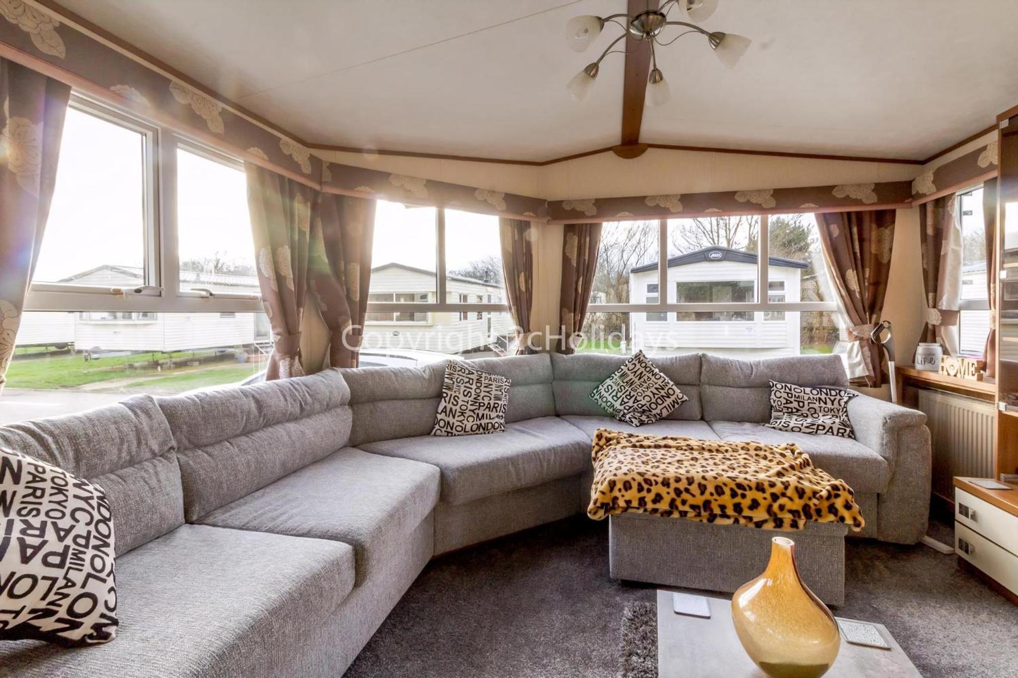 Lovely Caravan For Hire With Decking At Skipsea Sands In Yorkshire Ref 41015Wf Barmston Dış mekan fotoğraf